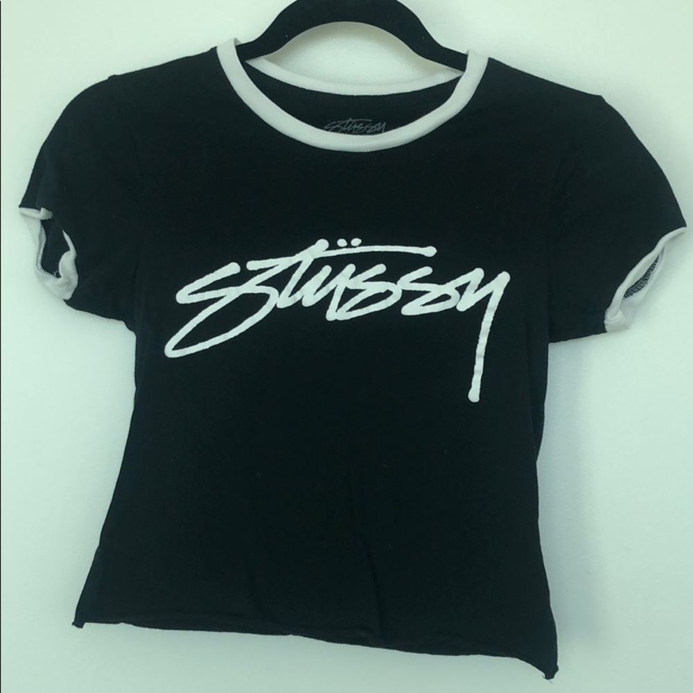 Black tee.